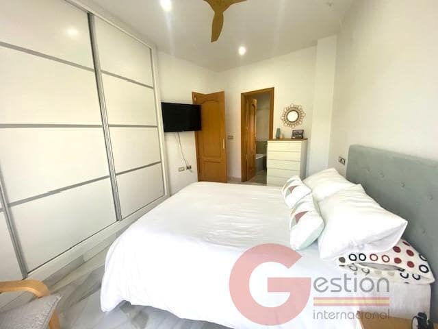 3 bedroom Flat for sale in Almunecar with garage - € 207,000 (Ref: 9677579)