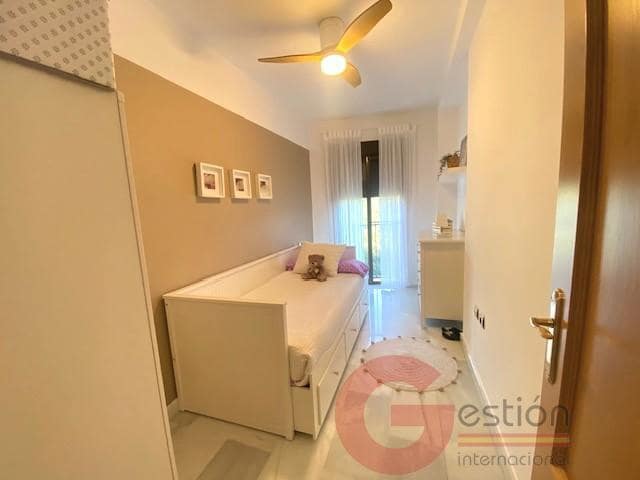 3 bedroom Flat for sale in Almunecar with garage - € 207,000 (Ref: 9677579)