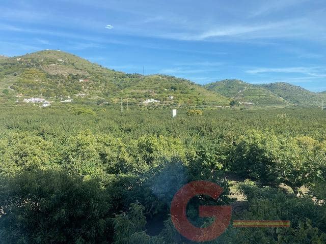 3 bedroom Flat for sale in Almunecar with garage - € 207,000 (Ref: 9677579)