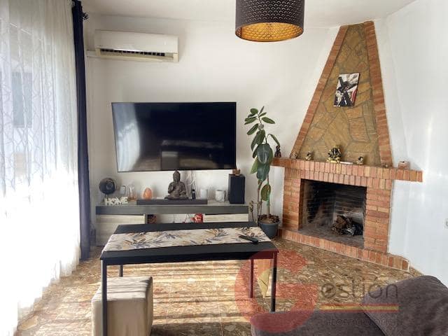 Chalet de 4 habitaciones en Caleta de Vélez en venta con piscina garaje - 690.000 € (Ref: 9677580)