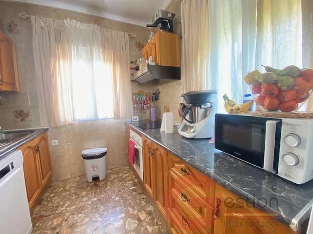 Chalet de 4 habitaciones en Caleta de Vélez en venta con piscina garaje - 690.000 € (Ref: 9677580)