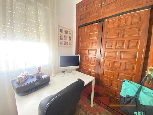 Chalet de 4 habitaciones en Caleta de Vélez en venta con piscina garaje - 690.000 € (Ref: 9677580)