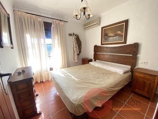 Chalet de 4 habitaciones en Caleta de Vélez en venta con piscina garaje - 690.000 € (Ref: 9677580)