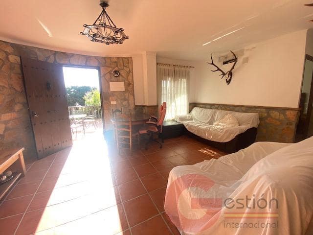 Chalet de 4 habitaciones en Caleta de Vélez en venta con piscina garaje - 690.000 € (Ref: 9677580)