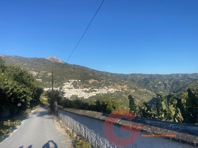 2 bedroom Villa for sale in Otivar - € 65,000 (Ref: 9688637)