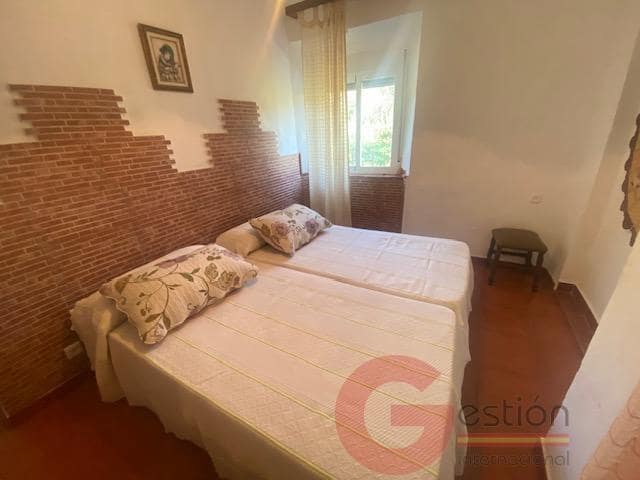 2 bedroom Villa for sale in Otivar - € 65,000 (Ref: 9688637)