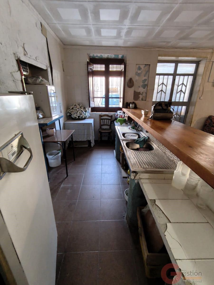 Chalet de 5 habitaciones en Murchas en venta - 71.000 € (Ref: 9688638)