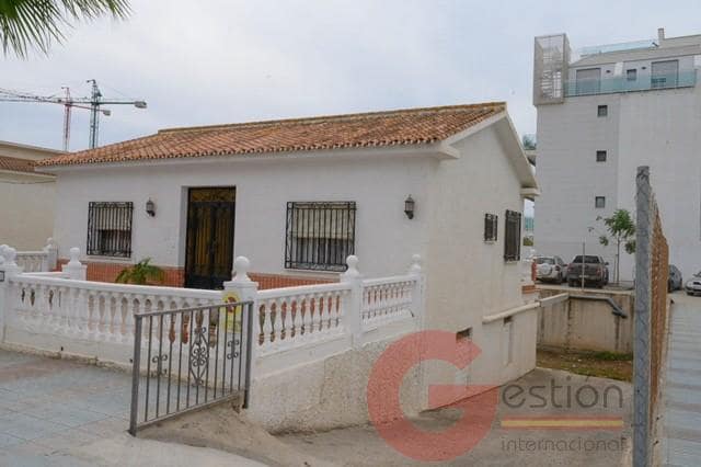 3 quarto Moradia para venda em Torrox-Costa com garagem - 720 000 € (Ref: 9712084)