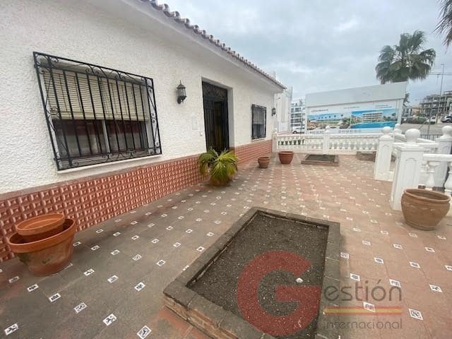 3 quarto Moradia para venda em Torrox-Costa com garagem - 720 000 € (Ref: 9712084)