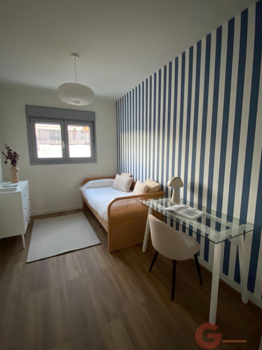 3 soveværelse Lejlighed til salg i Estepona med swimmingpool garage - € 438.000 (Ref: 9718800)