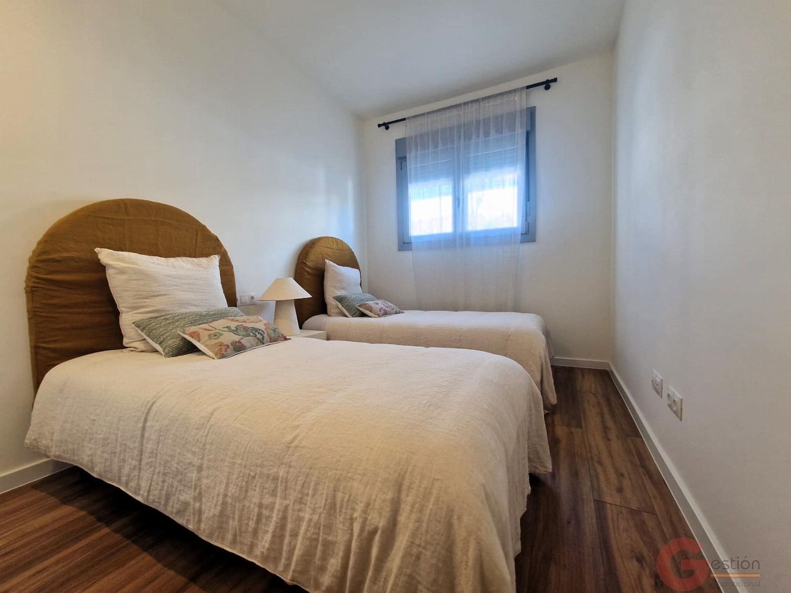 4 Zimmer Wohnung zu verkaufen in Estepona mit Pool Garage - 564.000 € (Ref: 9718802)