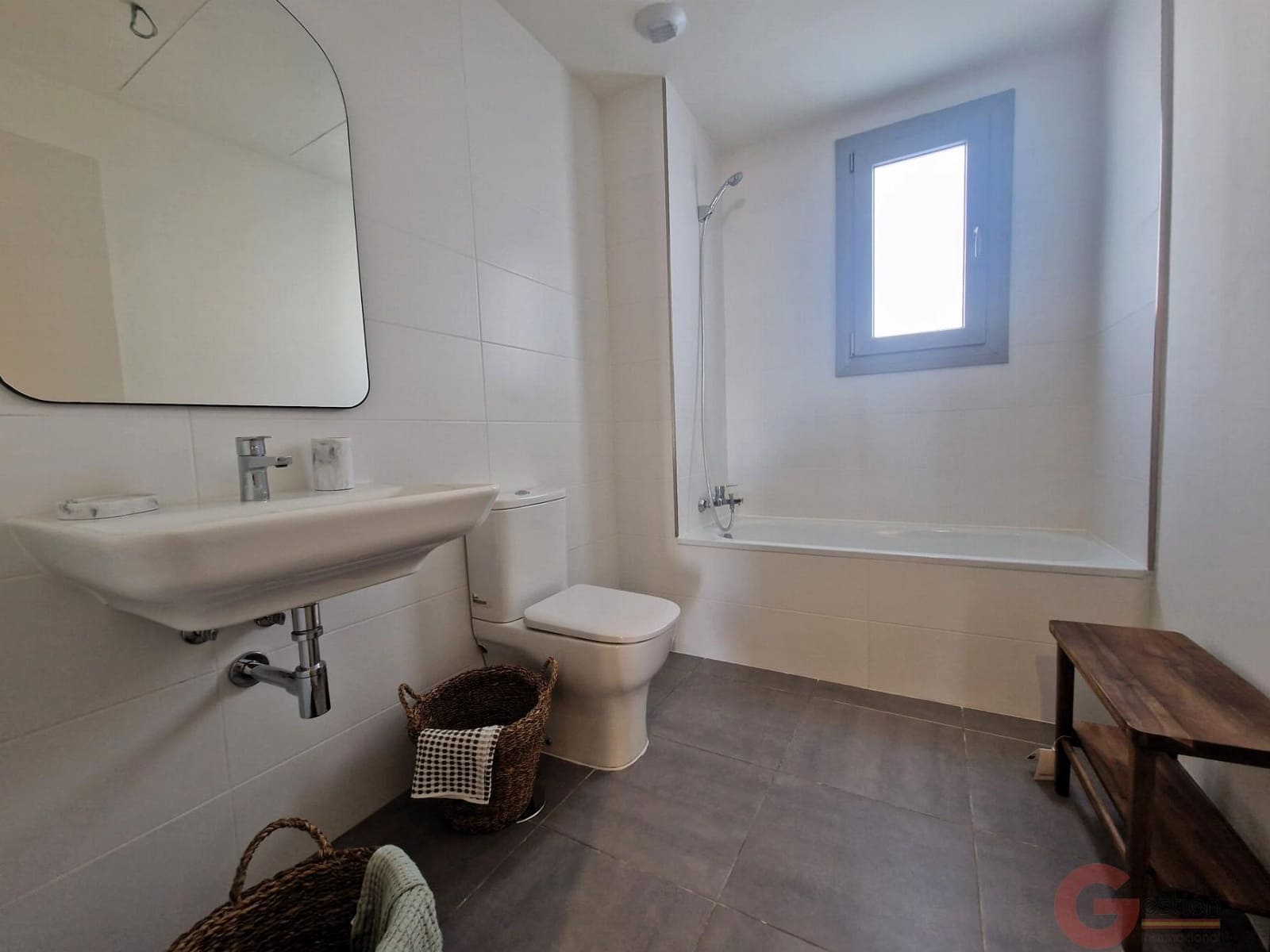 4 Zimmer Wohnung zu verkaufen in Estepona mit Pool Garage - 564.000 € (Ref: 9718802)