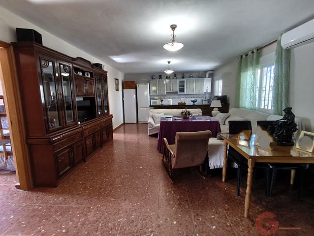 4 Zimmer Finca/Landgut zu verkaufen in Motril - 180.000 € (Ref: 9727660)