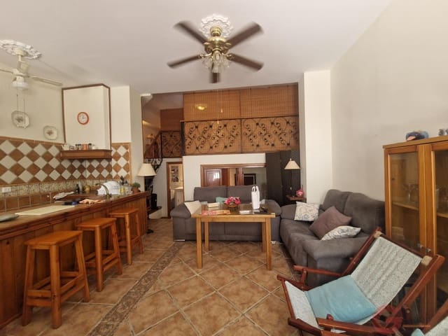 3 camera da letto Commerciale in vendita in Salobreña con garage - 117.000 € (Rif: 9737316)