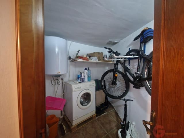 3 camera da letto Commerciale in vendita in Salobreña con garage - 117.000 € (Rif: 9737316)