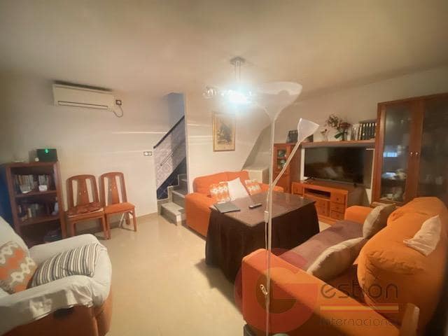 3 slaapkamer Villa te koop in Otívar - € 140.000 (Ref: 9754262)