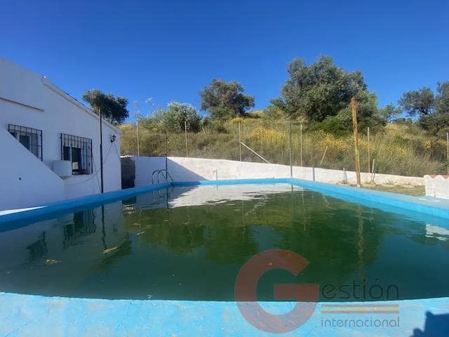 3 chambre Finca/Maison de Campagne à vendre à Almayate avec piscine - 340 000 € (Ref: 9777263)