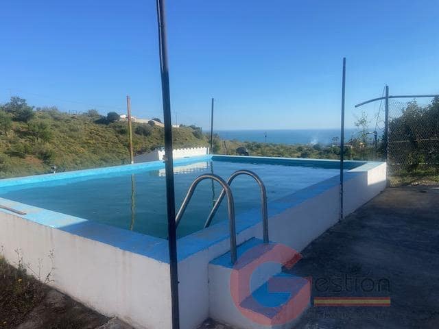 3 chambre Finca/Maison de Campagne à vendre à Almayate avec piscine - 340 000 € (Ref: 9777263)