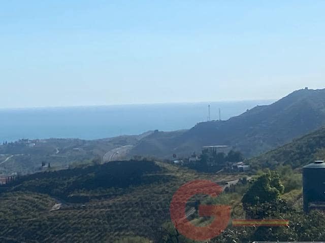 3 chambre Finca/Maison de Campagne à vendre à Almayate avec piscine - 340 000 € (Ref: 9777263)