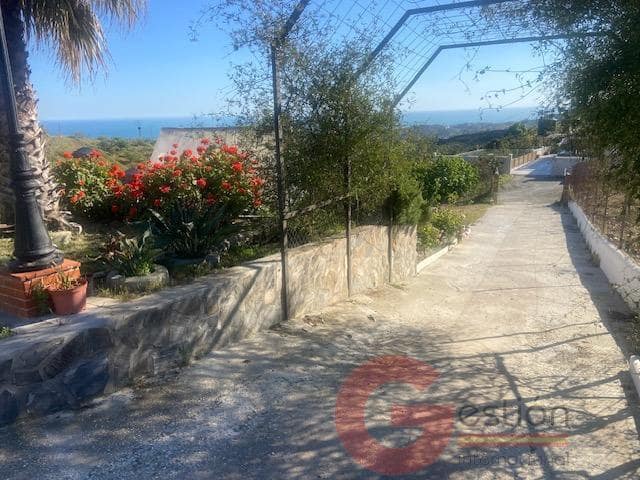 3 chambre Finca/Maison de Campagne à vendre à Almayate avec piscine - 340 000 € (Ref: 9777263)