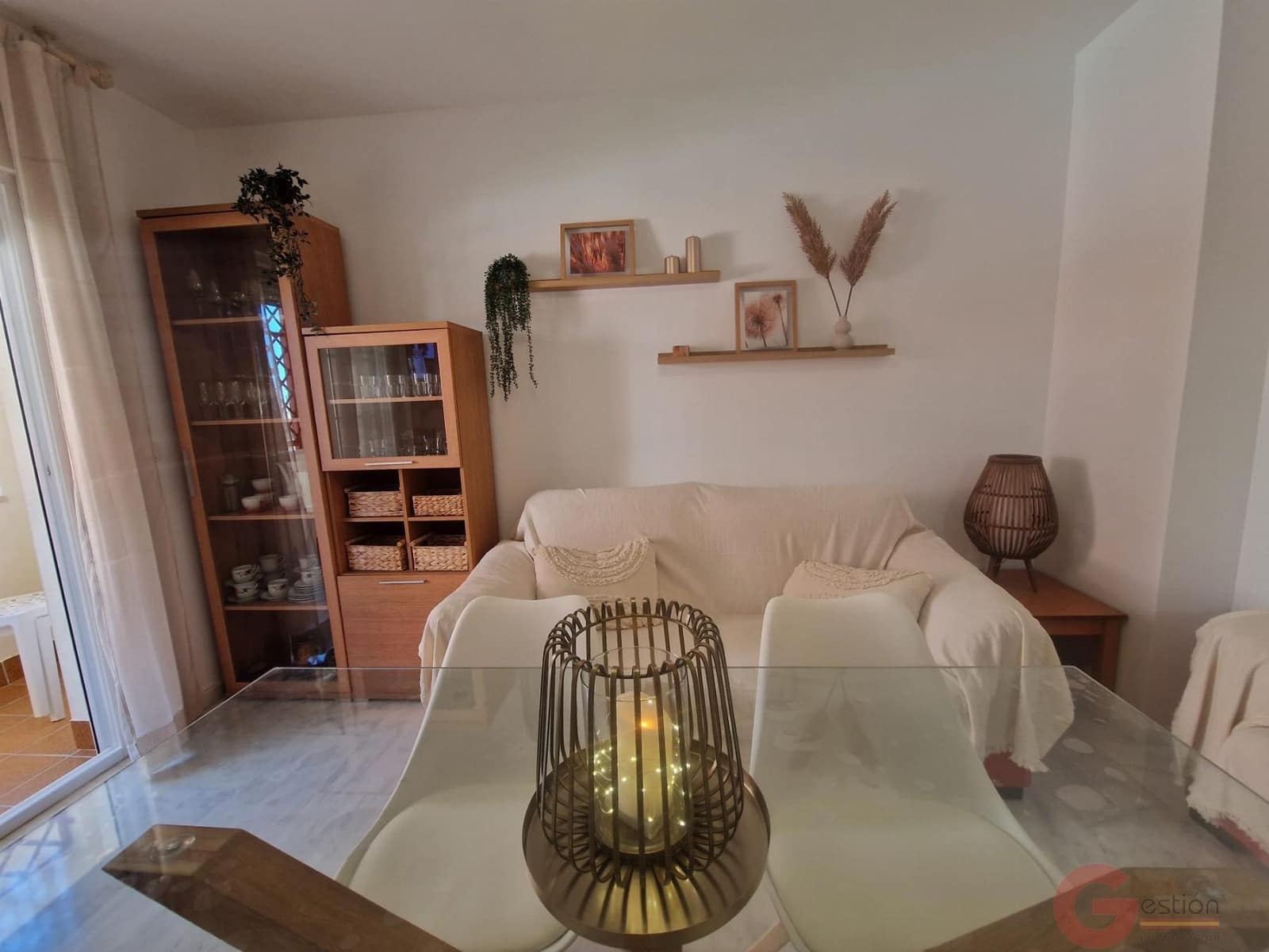 2 bedroom Flat for sale in Calahonda with pool - € 186,000 (Ref: 9787914)
