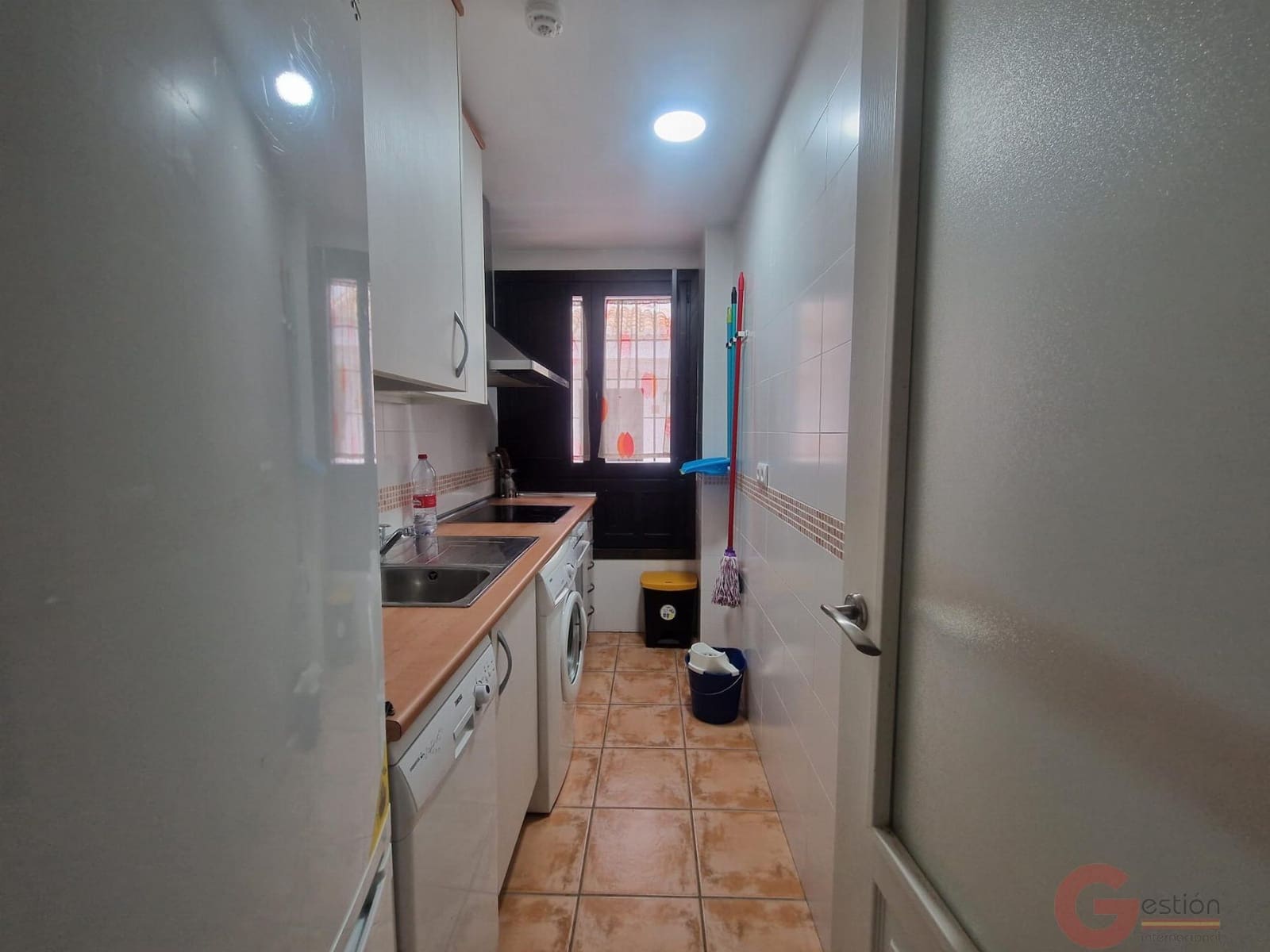 1 makuuhuone Huoneisto myytävänä paikassa Velez de Benaudalla mukana uima-altaan 
autotalli - 122 000 € (Ref: 9800827)