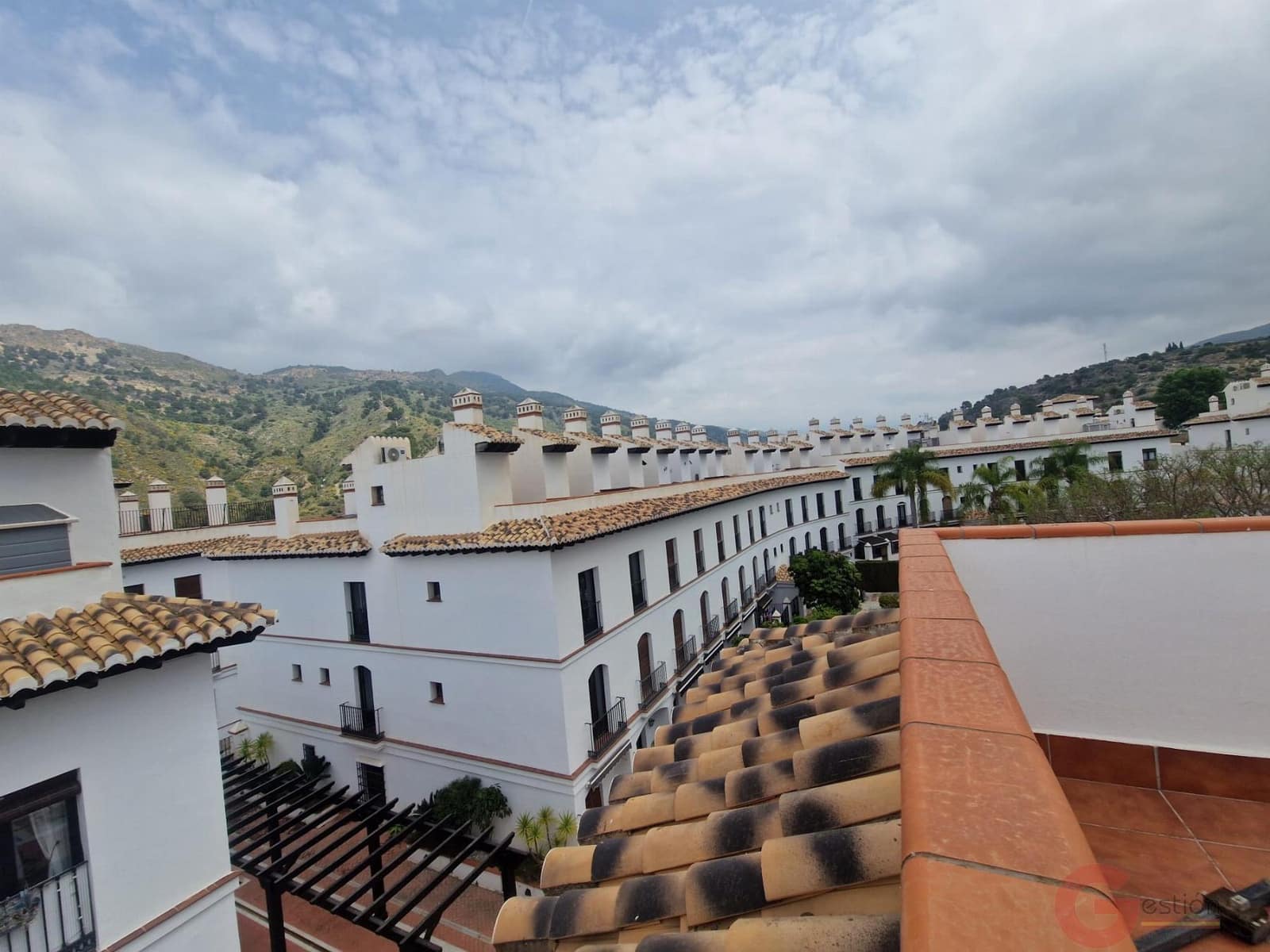 1 makuuhuone Huoneisto myytävänä paikassa Velez de Benaudalla mukana uima-altaan 
autotalli - 122 000 € (Ref: 9800827)