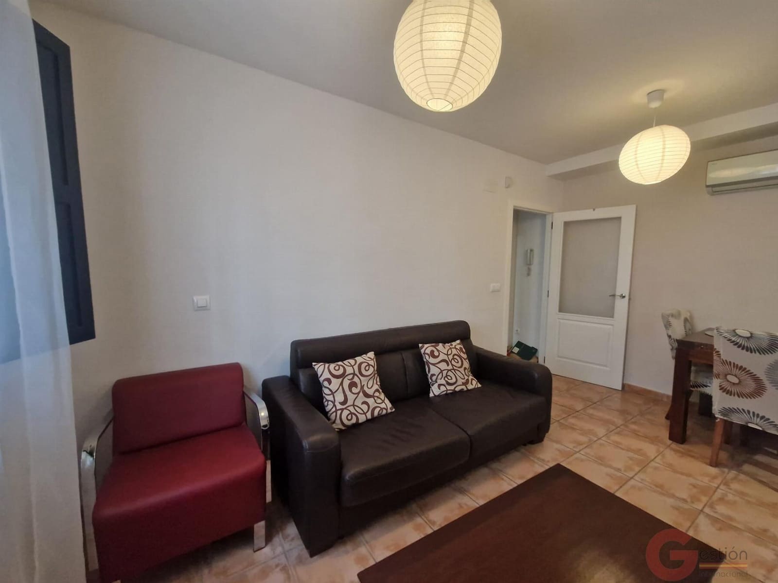 1 makuuhuone Huoneisto myytävänä paikassa Velez de Benaudalla mukana uima-altaan 
autotalli - 122 000 € (Ref: 9800827)