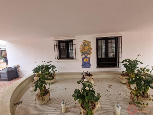 1 makuuhuone Huoneisto myytävänä paikassa Vélez de Benaudalla mukana uima-altaan 
autotalli - 122 000 € (Ref: 9800827)