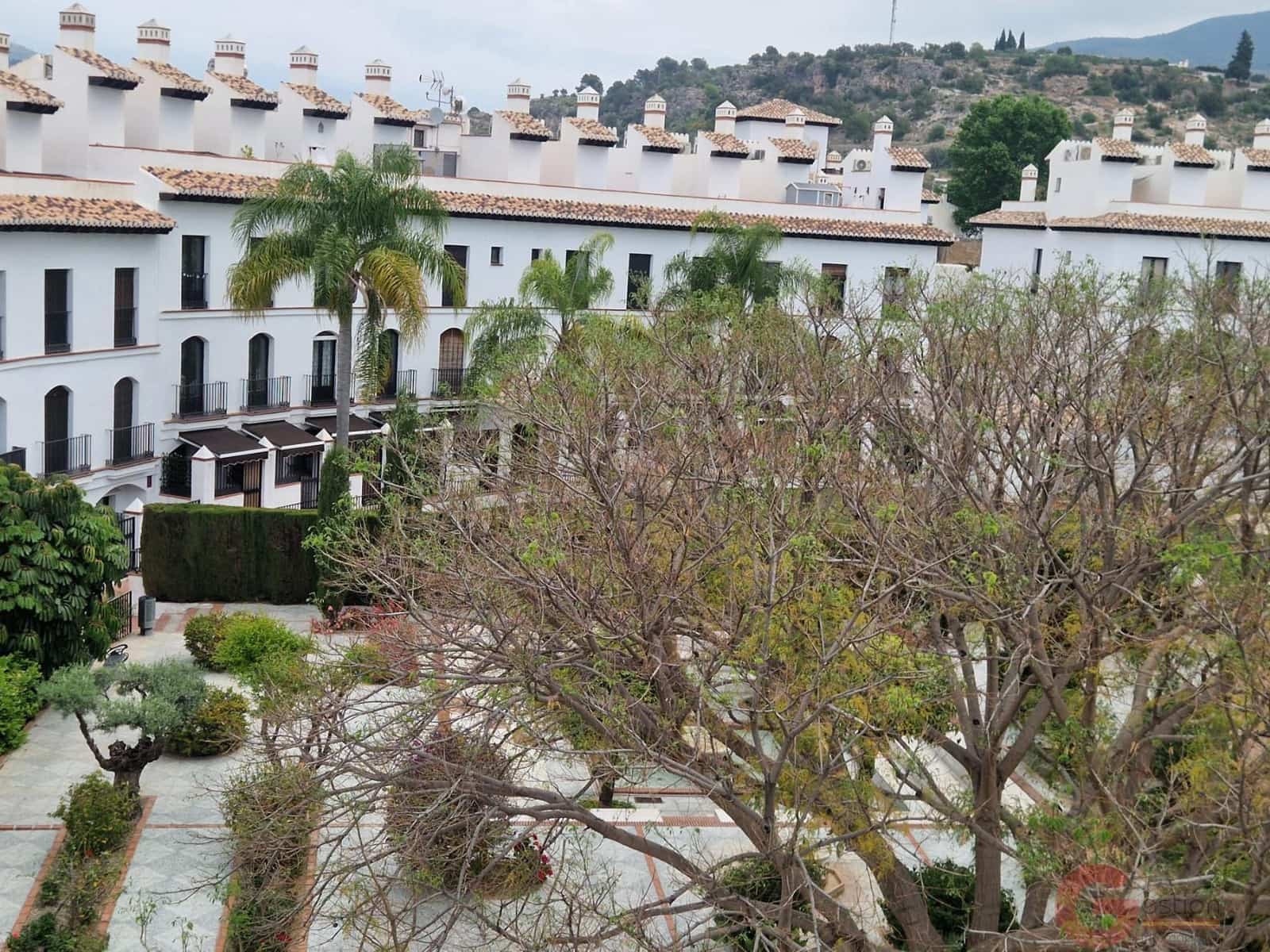 1 makuuhuone Huoneisto myytävänä paikassa Velez de Benaudalla mukana uima-altaan 
autotalli - 122 000 € (Ref: 9800827)