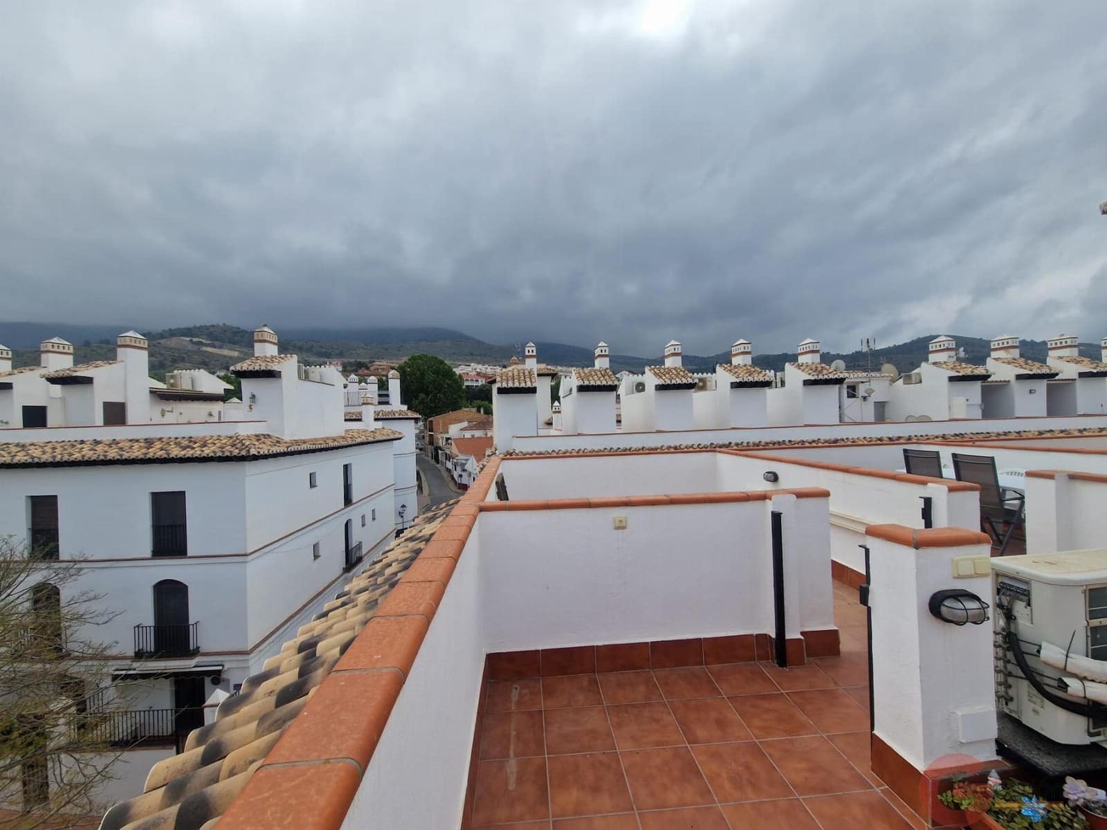 1 makuuhuone Huoneisto myytävänä paikassa Velez de Benaudalla mukana uima-altaan 
autotalli - 122 000 € (Ref: 9800827)