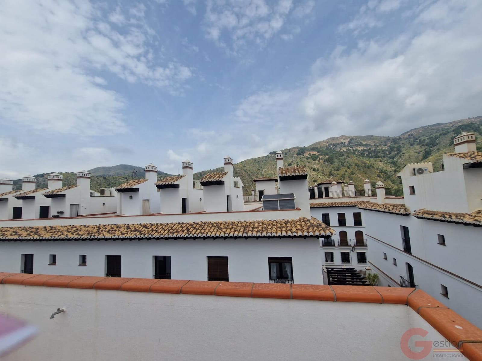 1 makuuhuone Huoneisto myytävänä paikassa Velez de Benaudalla mukana uima-altaan 
autotalli - 122 000 € (Ref: 9800827)