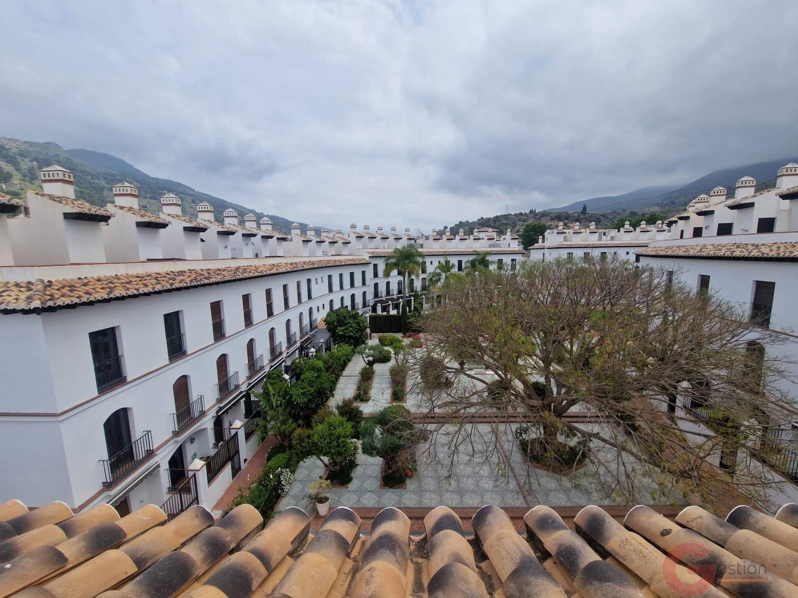 1 makuuhuone Huoneisto myytävänä paikassa Velez de Benaudalla mukana uima-altaan 
autotalli - 122 000 € (Ref: 9800827)