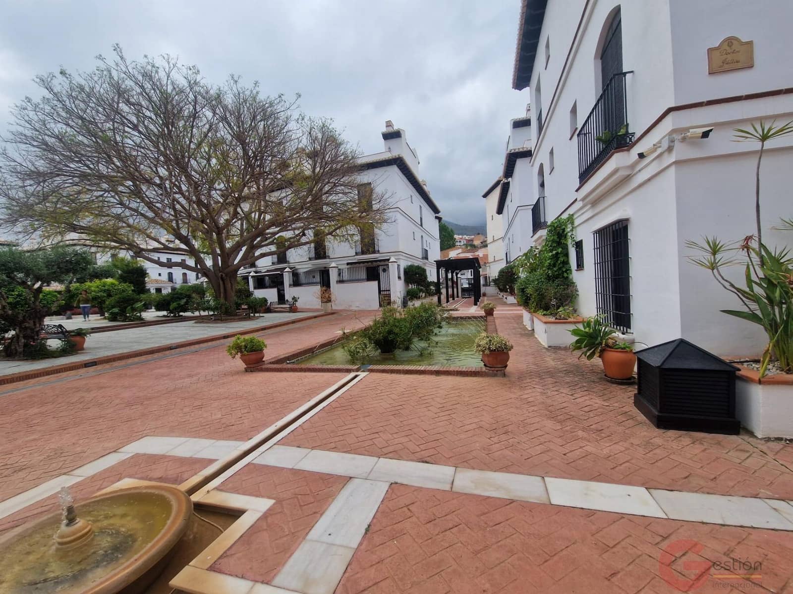 1 makuuhuone Huoneisto myytävänä paikassa Velez de Benaudalla mukana uima-altaan 
autotalli - 122 000 € (Ref: 9800827)