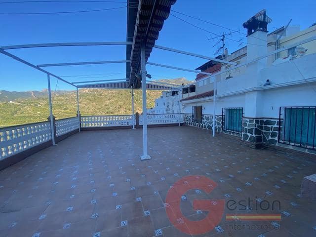 Erhverv til salg i Otivar - € 675.000 (Ref: 9807499)