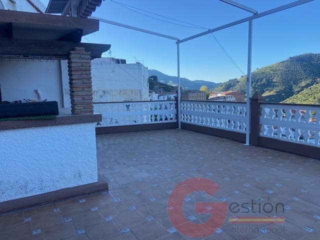 Erhverv til salg i Otivar - € 675.000 (Ref: 9807499)