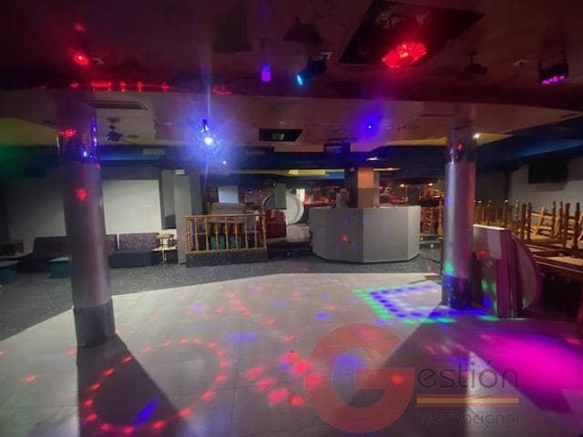 Erhverv til salg i Otivar - € 675.000 (Ref: 9807499)