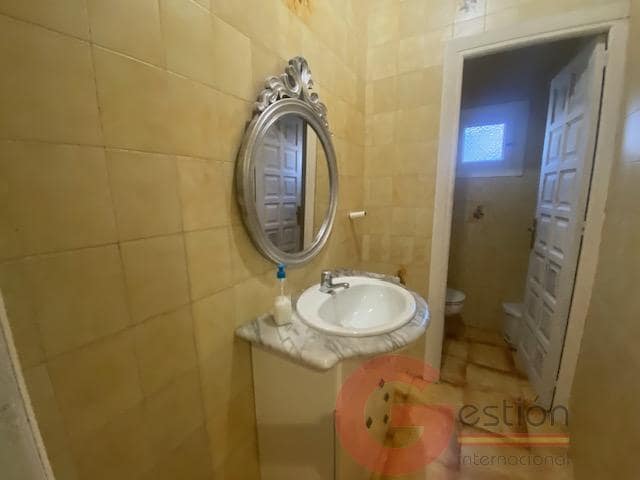 Erhverv til salg i Otivar - € 675.000 (Ref: 9807499)