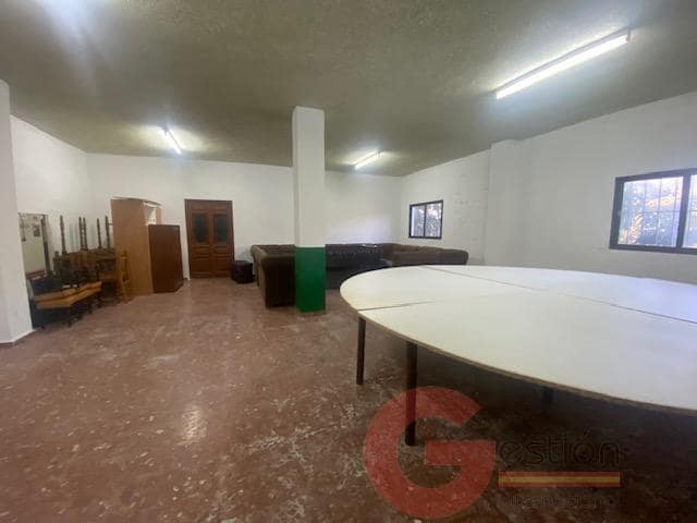 Erhverv til salg i Otivar - € 675.000 (Ref: 9807499)