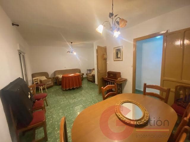 Erhverv til salg i Otivar - € 675.000 (Ref: 9807499)