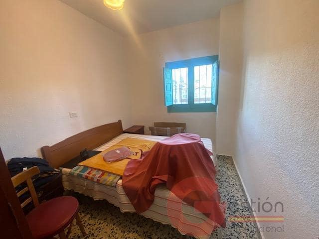 Erhverv til salg i Otivar - € 675.000 (Ref: 9807499)