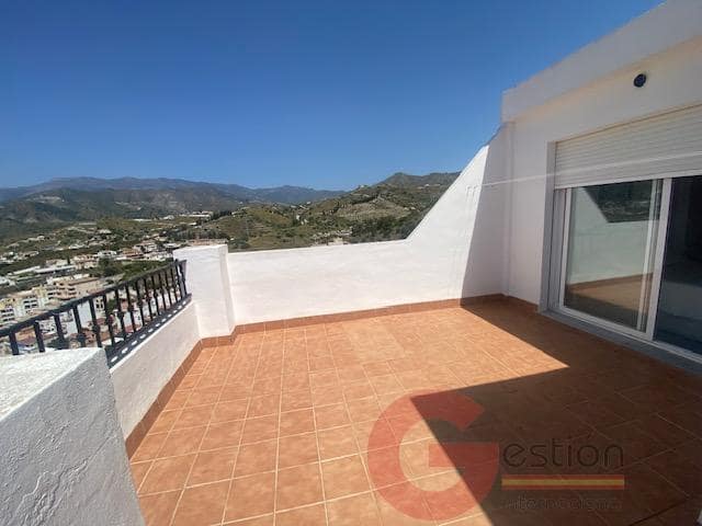 3 quarto Apartamento para venda em La Herradura, Almuñécar com garagem - 325 000 € (Ref: 9808076)