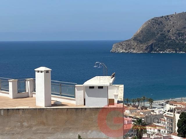 3 quarto Apartamento para venda em La Herradura com garagem - 325 000 € (Ref: 9808076)