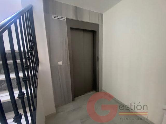 3 quarto Apartamento para venda em La Herradura com garagem - 325 000 € (Ref: 9808076)