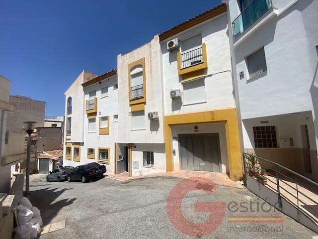 3 quarto Apartamento para venda em La Herradura com garagem - 325 000 € (Ref: 9808076)