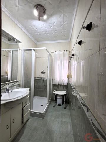 10 sypialnia Willa na sprzedaż w Lanjarón - 296 000 € (Ref: 9813589)