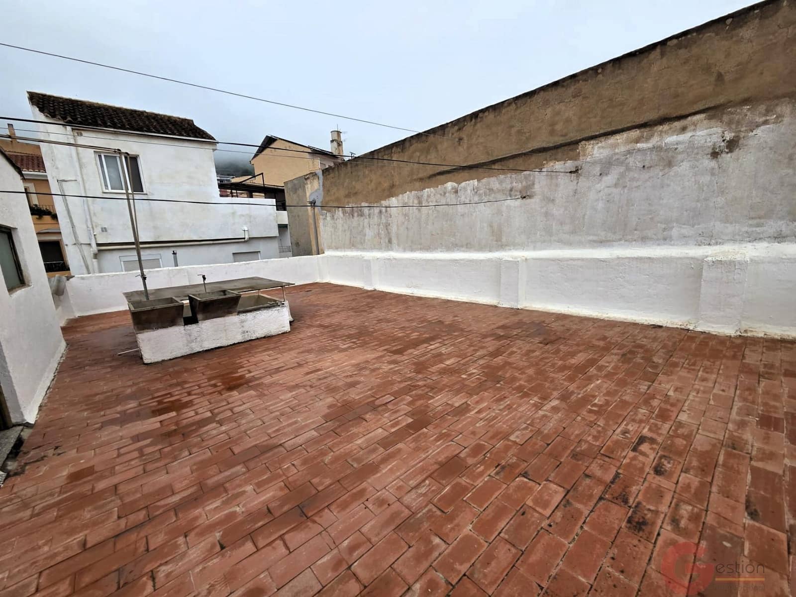 Piso de 3 habitaciones en Lanjarón en venta - 95.000 € (Ref: 9813590)