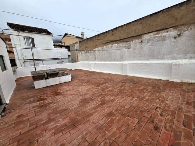 Piso de 3 habitaciones en Lanjarón en venta - 95.000 € (Ref: 9813590)