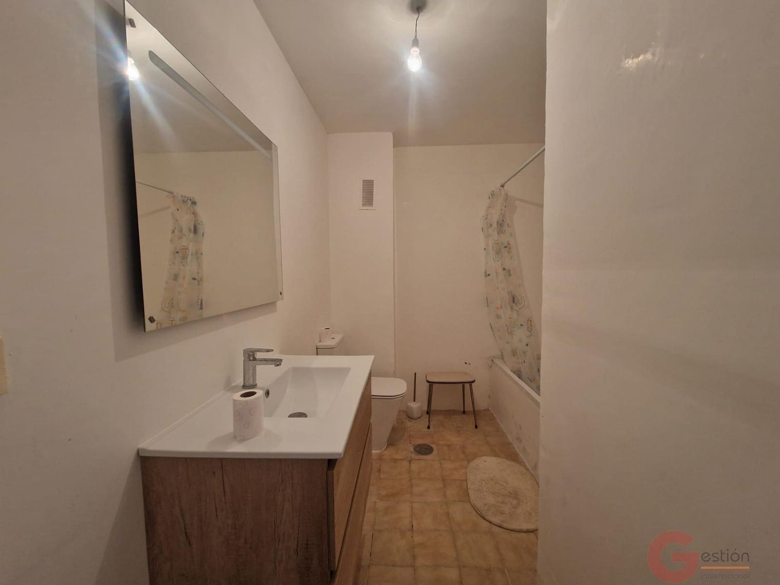 4 bedroom Villa for sale in Motril with garage - € 226,000 (Ref: 9821701)