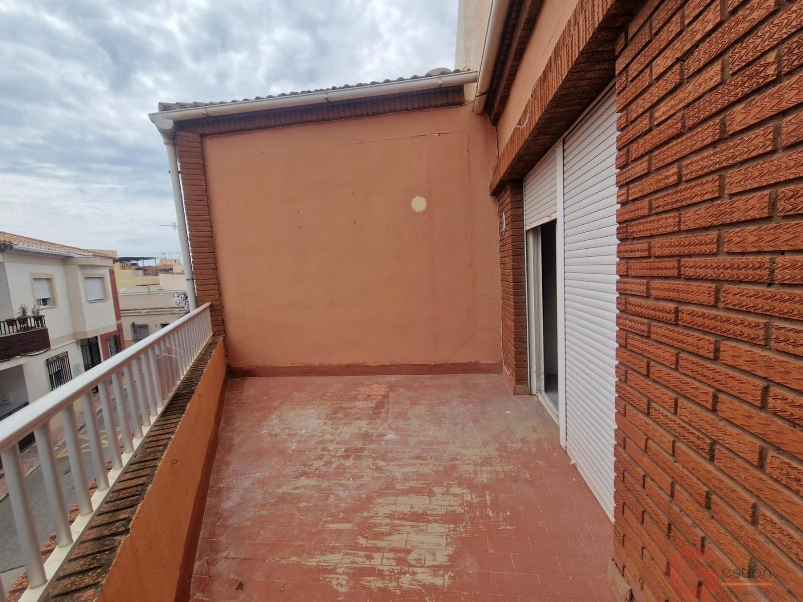 4 bedroom Villa for sale in Motril with garage - € 226,000 (Ref: 9821701)